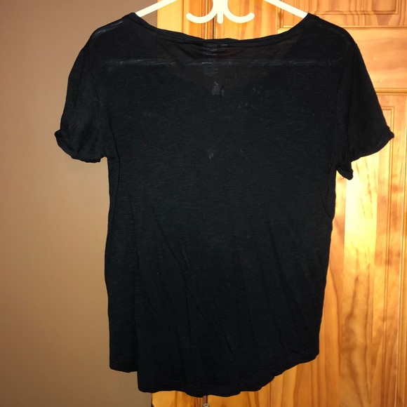 BASIC TEE - Picture 2 of 3